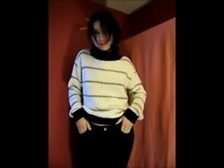 Polish mummy Ola taking her pants off